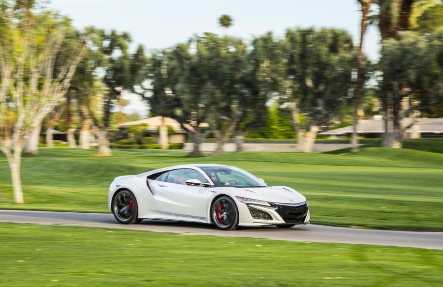  Acura NSX 2016 года  (NA) (фото 17 из 286)